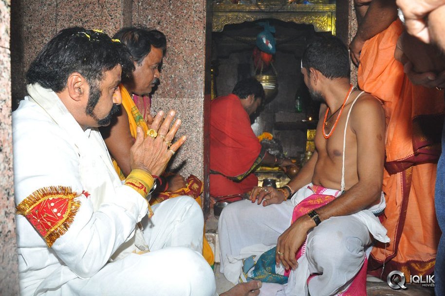 Gautamiputra-Satakarni-Team-at-Karimnagar